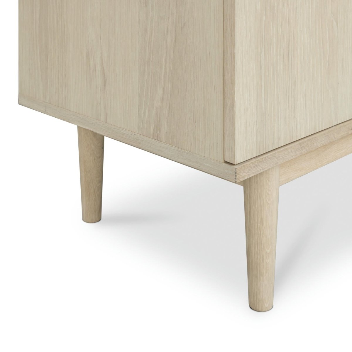 Highboard mit LED-Beleuchtung - 124 cm breit - Eiche bianco