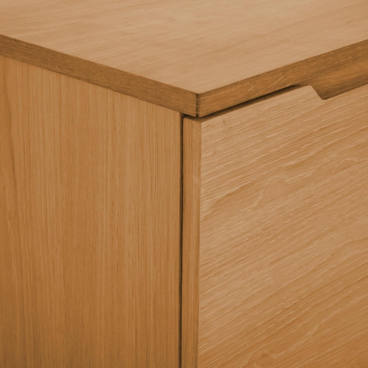 Sideboard mit 3 Türen - 213 cm breit - Wildeiche