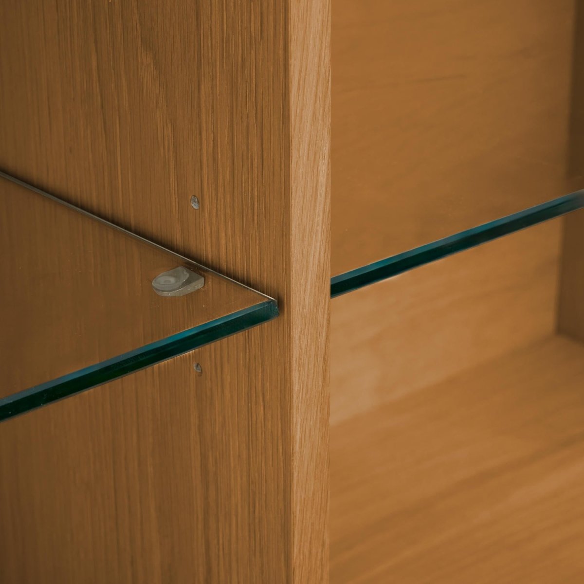 Wandschrank mit LED-Beleuchtung - 160 cm breit - Wildeiche