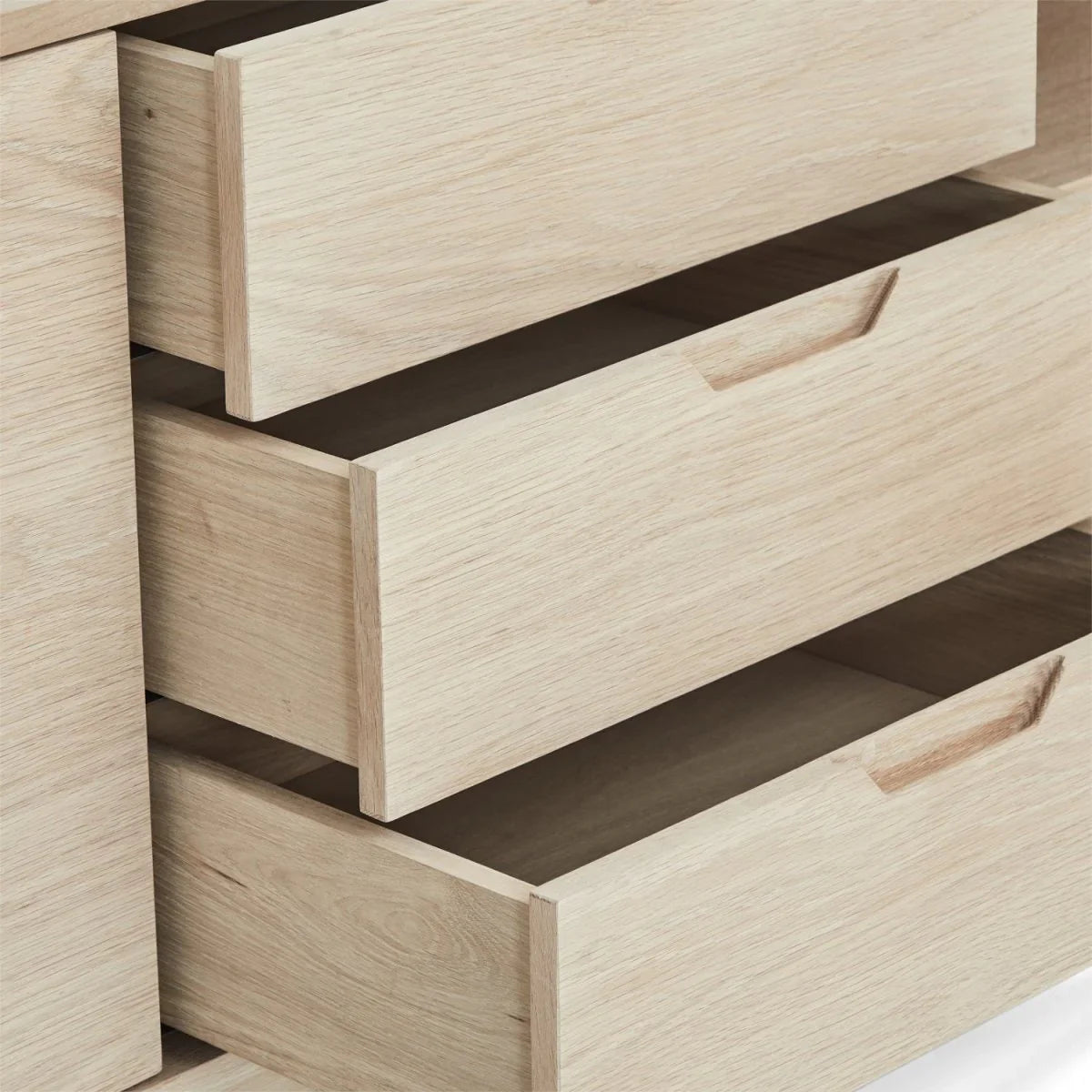 FURNHOUSE Nyborg Sideboard mit 2 Türen - 180 cm breit - Eiche Weiß geöltes