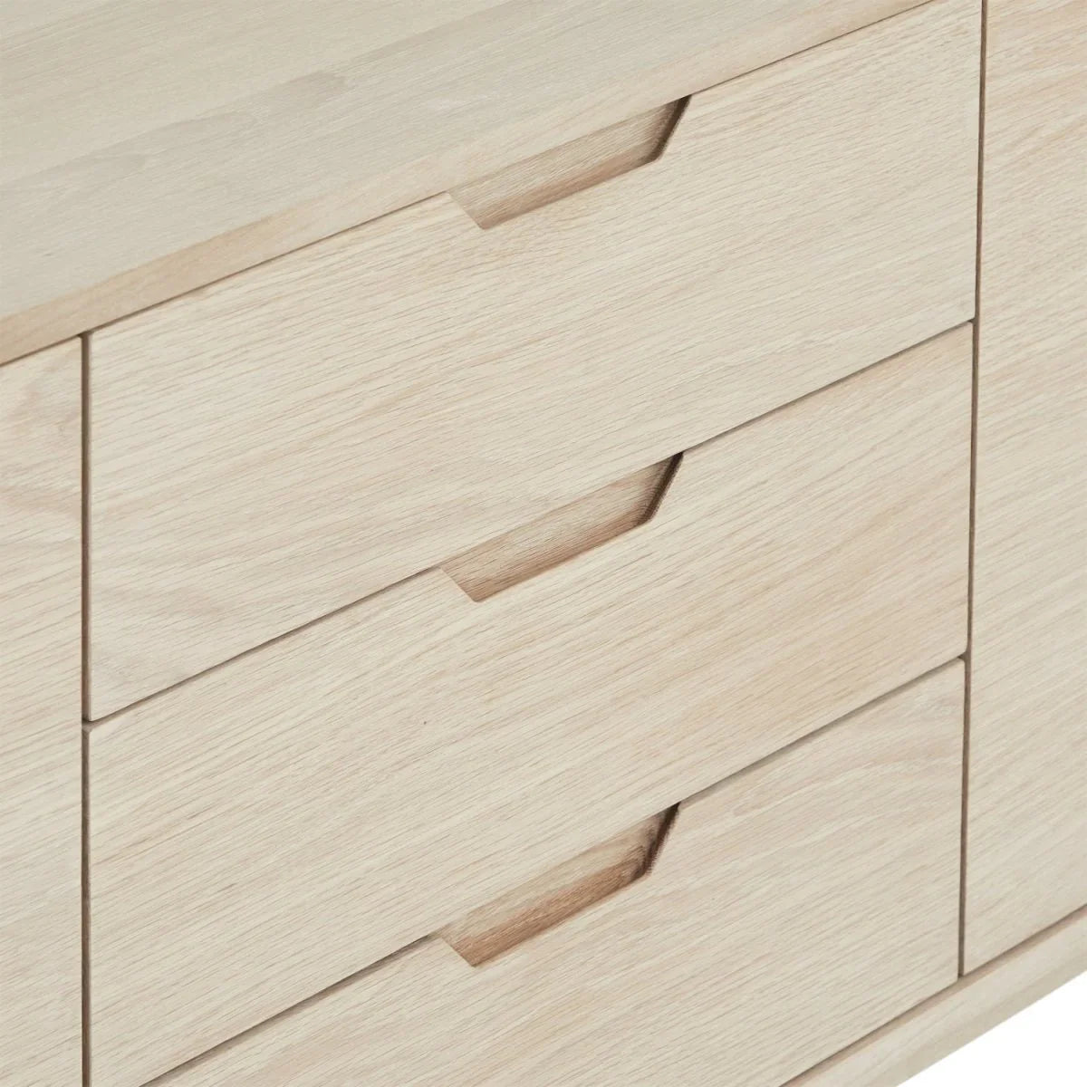 FURNHOUSE Nyborg Sideboard mit 2 Türen - 180 cm breit - Eiche Weiß geöltes