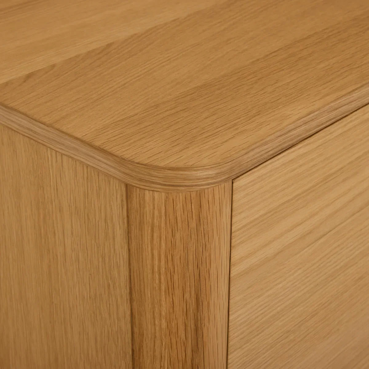 FURNHOUSE Nyborg Sideboard mit 2 Türen - 180 cm breit - Wildeiche Natur