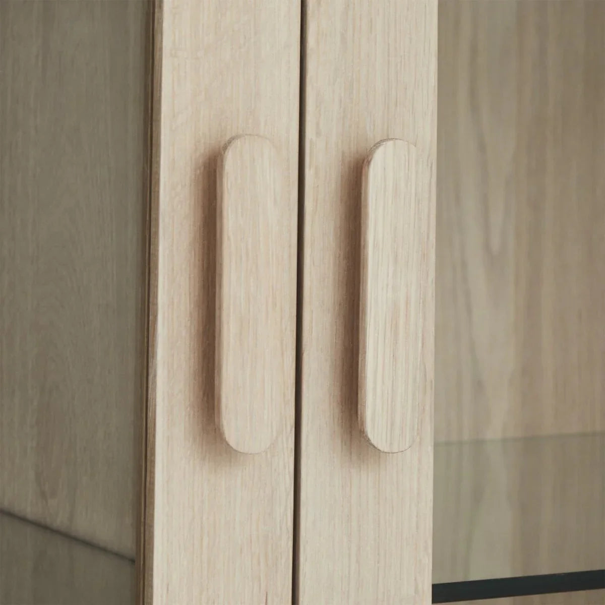 FURNHOUSE Porto Vitrine mit LED-Beleuchtung - 110 cm breit - Eiche Weiß geöltes