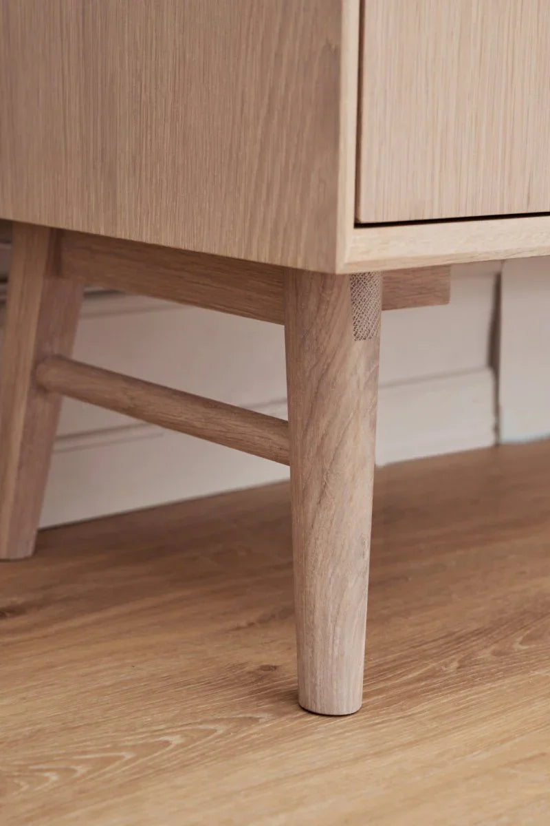 FURNHOUSE Porto Vitrine mit LED-Beleuchtung - 110 cm breit - Eiche Weiß geöltes